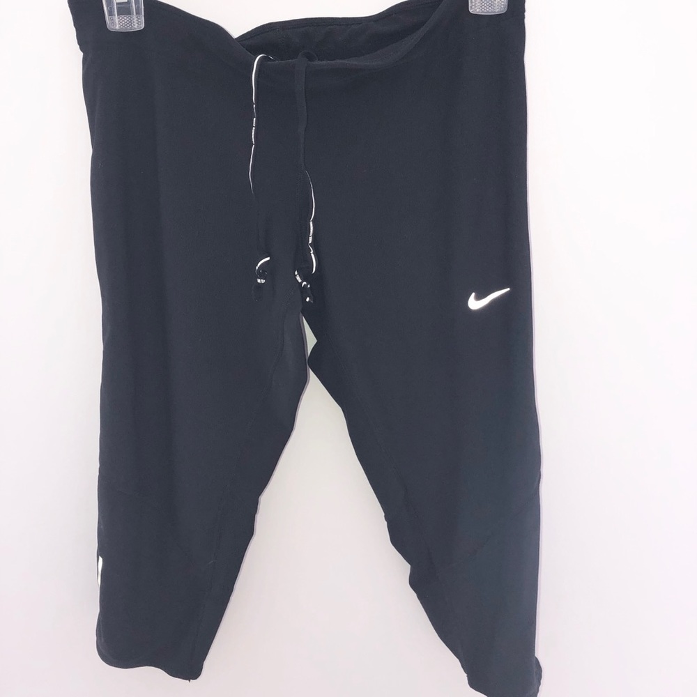 Nike cropped leggings